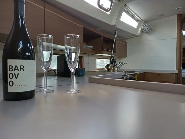 Oceanis 46.1 - Boatscribe.com