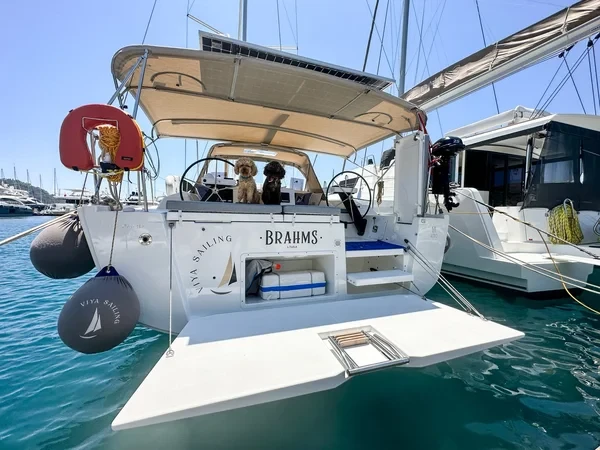 Dufour 430 - Boatscribe.com