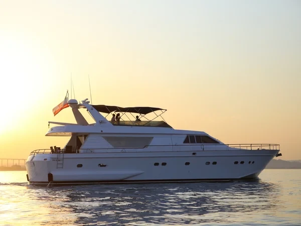 Alalunga 78 - Boatscribe.com