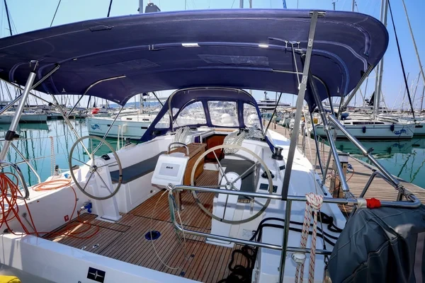 Bavaria C38 - Boatscribe.com