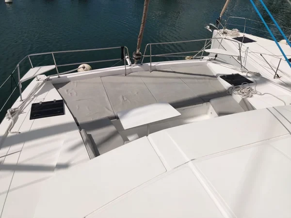Bali 4.2 - Boatscribe.com