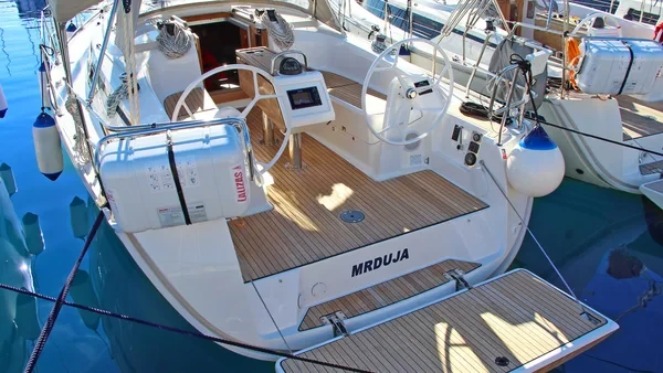 Bavaria 34 Cruiser - Boatscribe.com