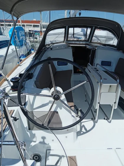Sun Odyssey 349 - Boatscribe.com