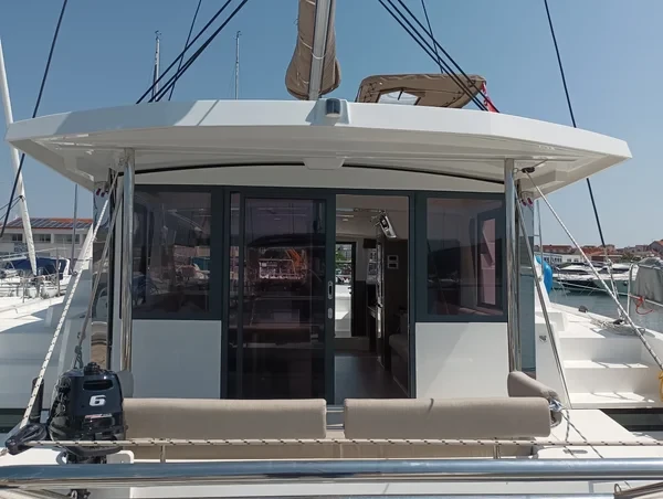 Bali 4.2 - Boatscribe.com