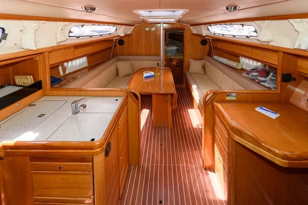 Bavaria 34 Cruiser - Boatscribe.com