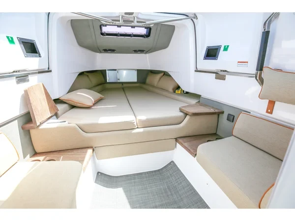 Axopar 37 XC Cross Cabin - Boatscribe.com
