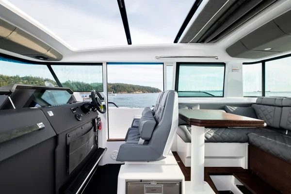 Axopar 37 XC Cross Cabin - Boatscribe.com
