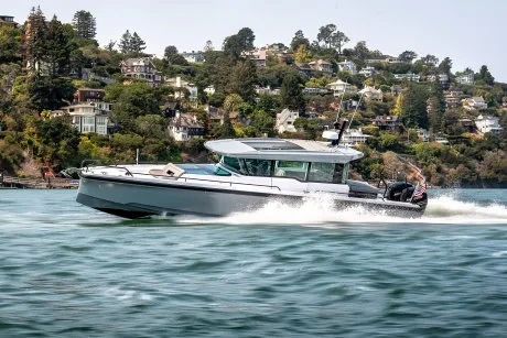 Axopar 37 XC Cross Cabin - Boatscribe.com