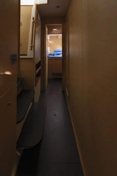 Lagoon 440 - Boatscribe.com