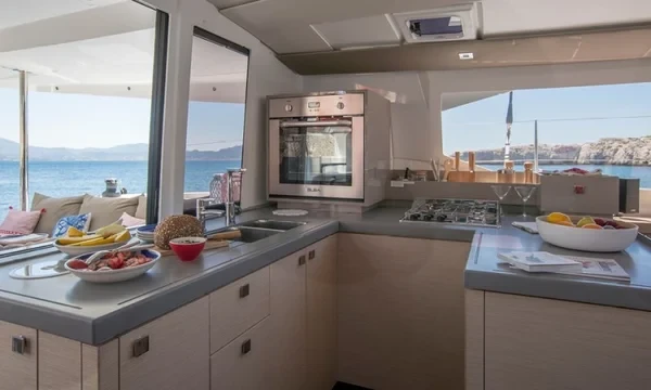 Astrea 42 - Boatscribe.com