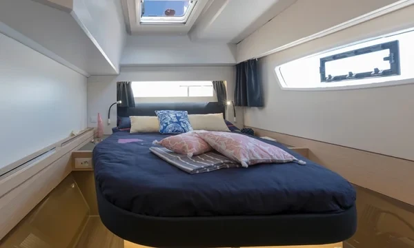 Astrea 42 - Boatscribe.com