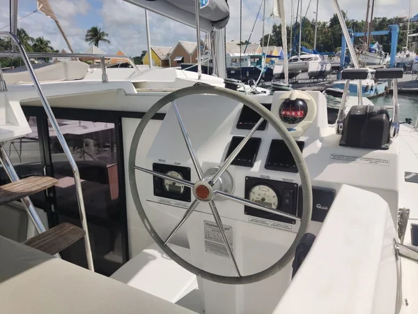 Astrea 42 - Boatscribe.com