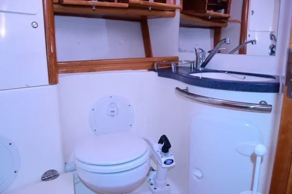 Bavaria 50 Cruiser - Boatscribe.com