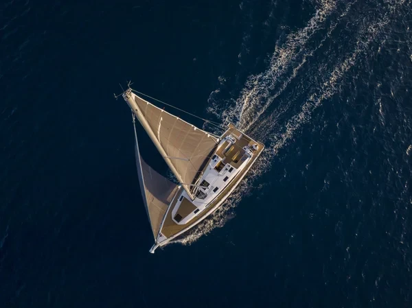 Elan 45 Impression - Boatscribe.com