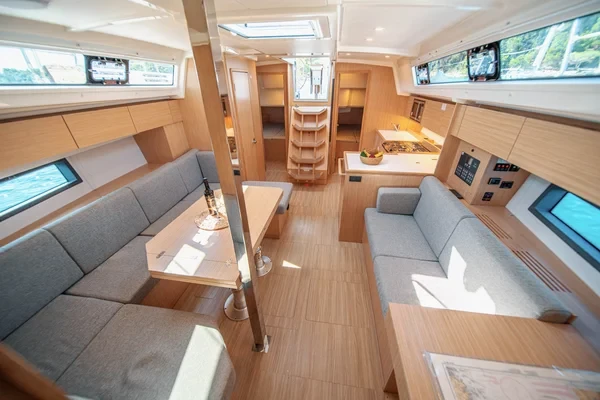 Bavaria C42 - Boatscribe.com