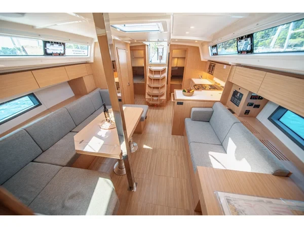 Bavaria C42 - Boatscribe.com