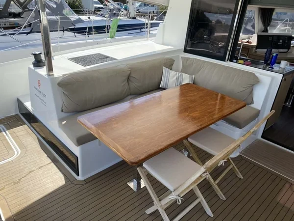 Lucia 40 - Boatscribe.com
