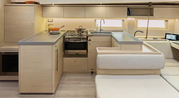 Oceanis 51.1 - Boatscribe.com