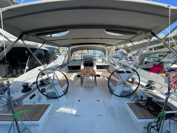 Oceanis 51.1 - Boatscribe.com