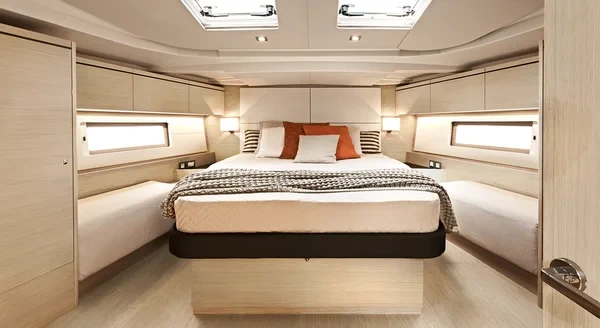 Oceanis 51.1 - Boatscribe.com