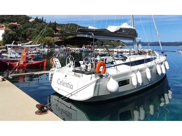 Bavaria C42 - Boatscribe.com