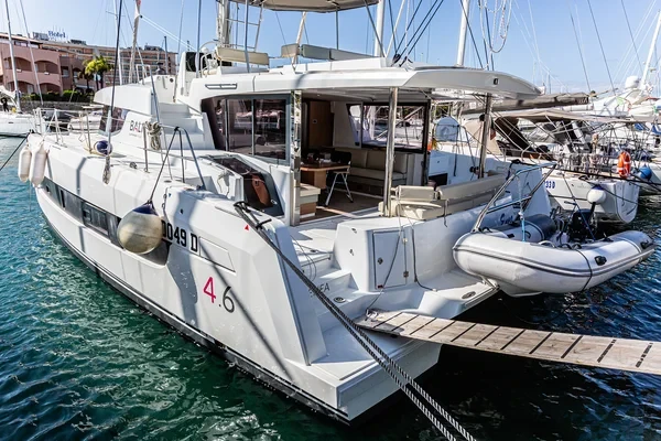 Bali 4.6 - Boatscribe.com