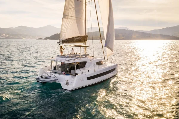 Bali 4.6 - Boatscribe.com