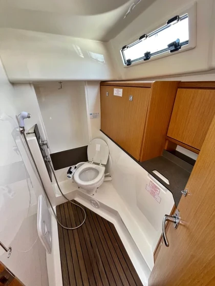 Bavaria 33 Cruiser - Boatscribe.com