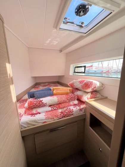 Lagoon 40 - Boatscribe.com