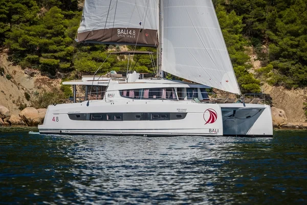 Bali 4.8 - Boatscribe.com