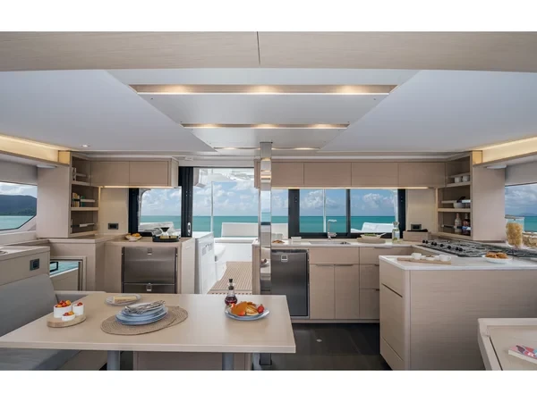 Lagoon 46 - Boatscribe.com