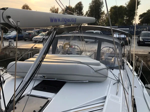 Oceanis 46.1 - Boatscribe.com