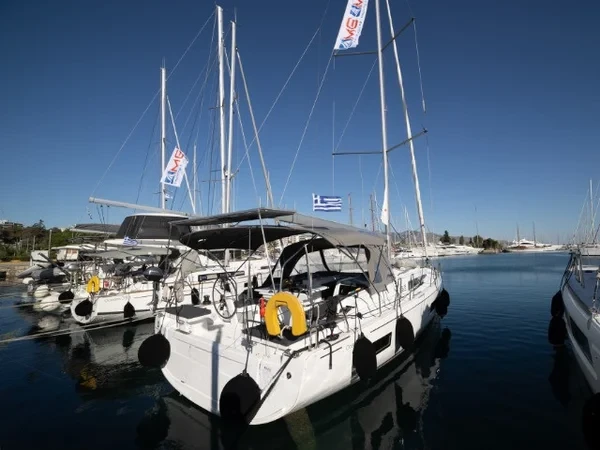 Oceanis 46.1 - Boatscribe.com