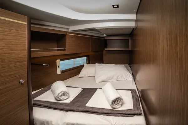 Oceanis 46.1 - Boatscribe.com