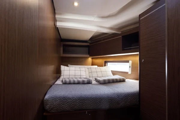 Oceanis 46.1 - Boatscribe.com