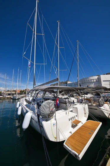 Bavaria C46 - Boatscribe.com