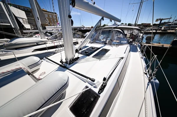 Bavaria C46 - Boatscribe.com