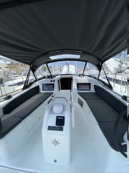 Sun Odyssey 410 - Boatscribe.com
