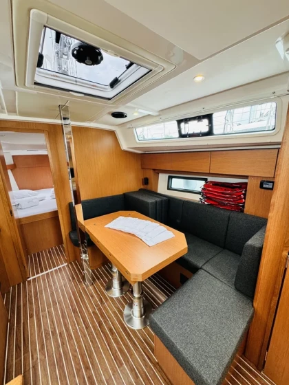 Bavaria C38 - Boatscribe.com