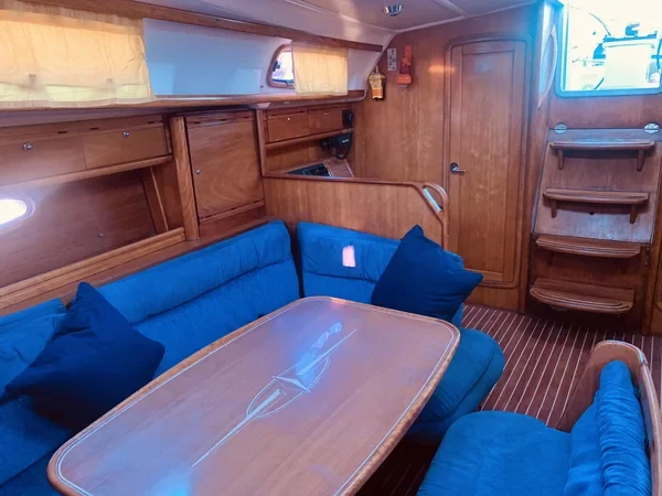 Bavaria 42 Cruiser - Boatscribe.com