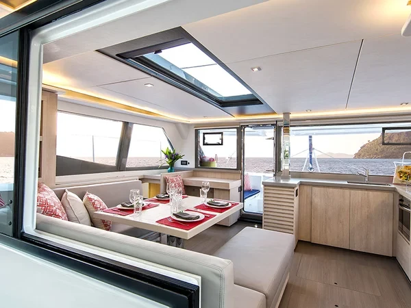 Leopard 45 - Boatscribe.com