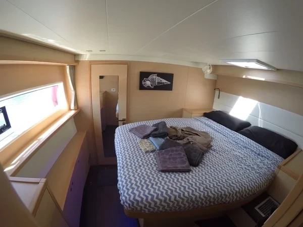 Lagoon 52 F - Boatscribe.com