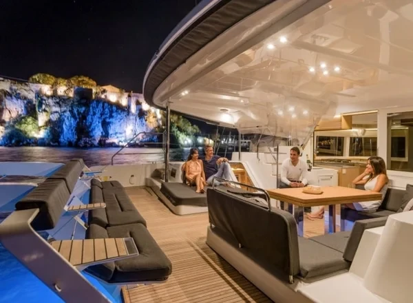 Lagoon 52 F - Boatscribe.com