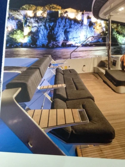 Lagoon 52 F - Boatscribe.com