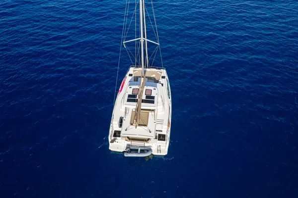 Bali 4.6 - Boatscribe.com