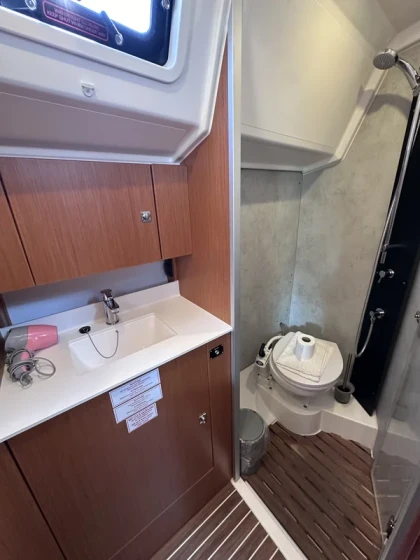 Bavaria C42 - Boatscribe.com