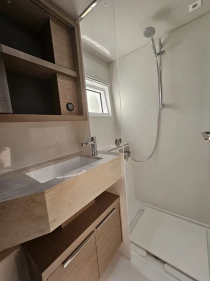 Lagoon 46 - Boatscribe.com