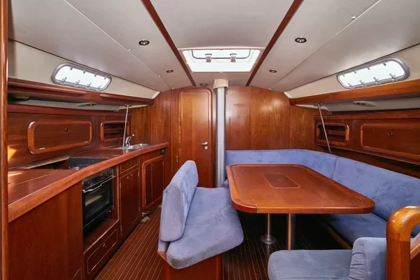 Grand Soleil 43 - Boatscribe.com