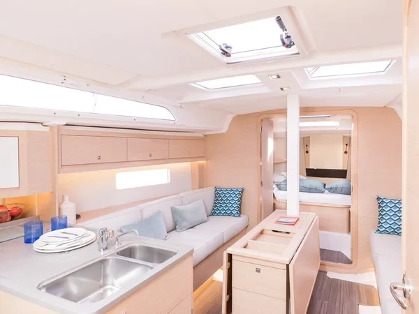 Dufour 37 - Boatscribe.com