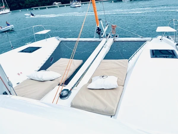 Excess 11 - Boatscribe.com